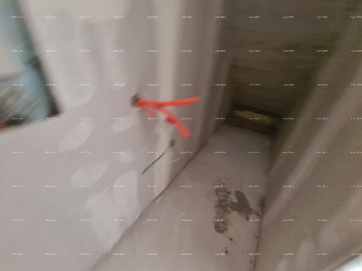 Продается дом с погребом в стадии ремонта, КРНИЦА! 15