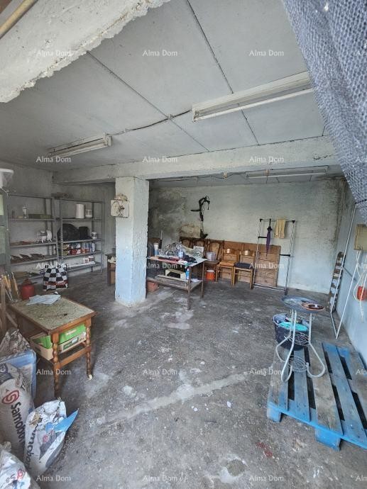 Barban – casa con cortile recintato 7