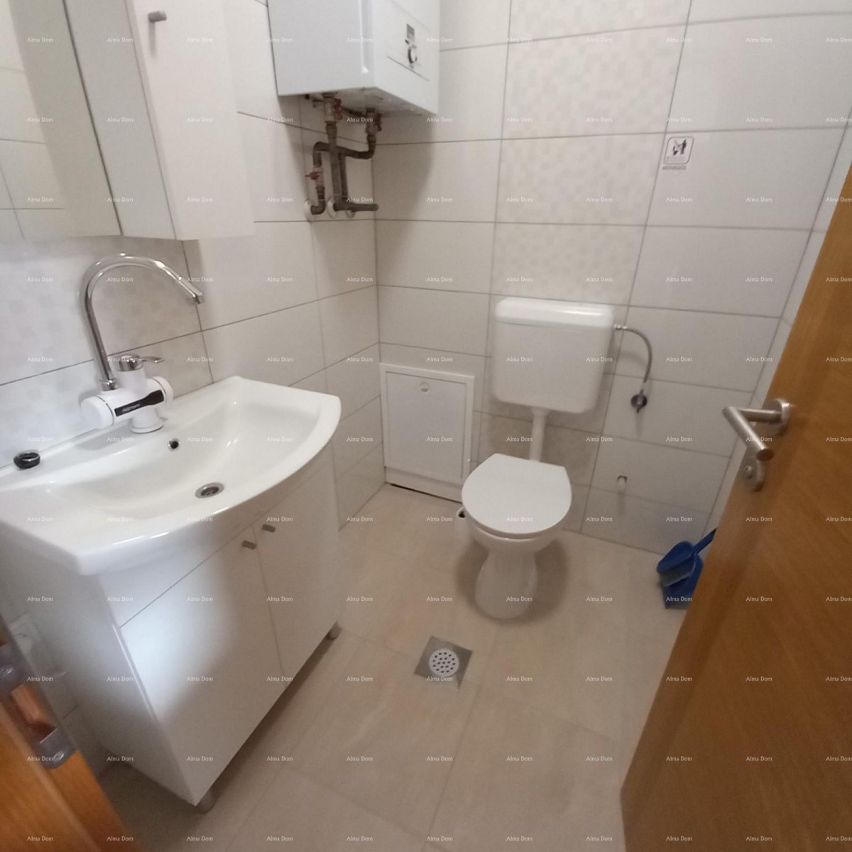 Продажа меблированной квартиры с парковочным местом в отличном месте, Фажана! 10