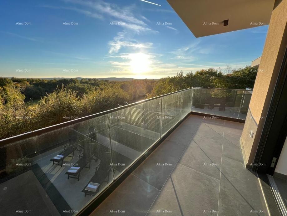 На продажу современная вилла с бассейном – Смоляны, Светвинченат 4