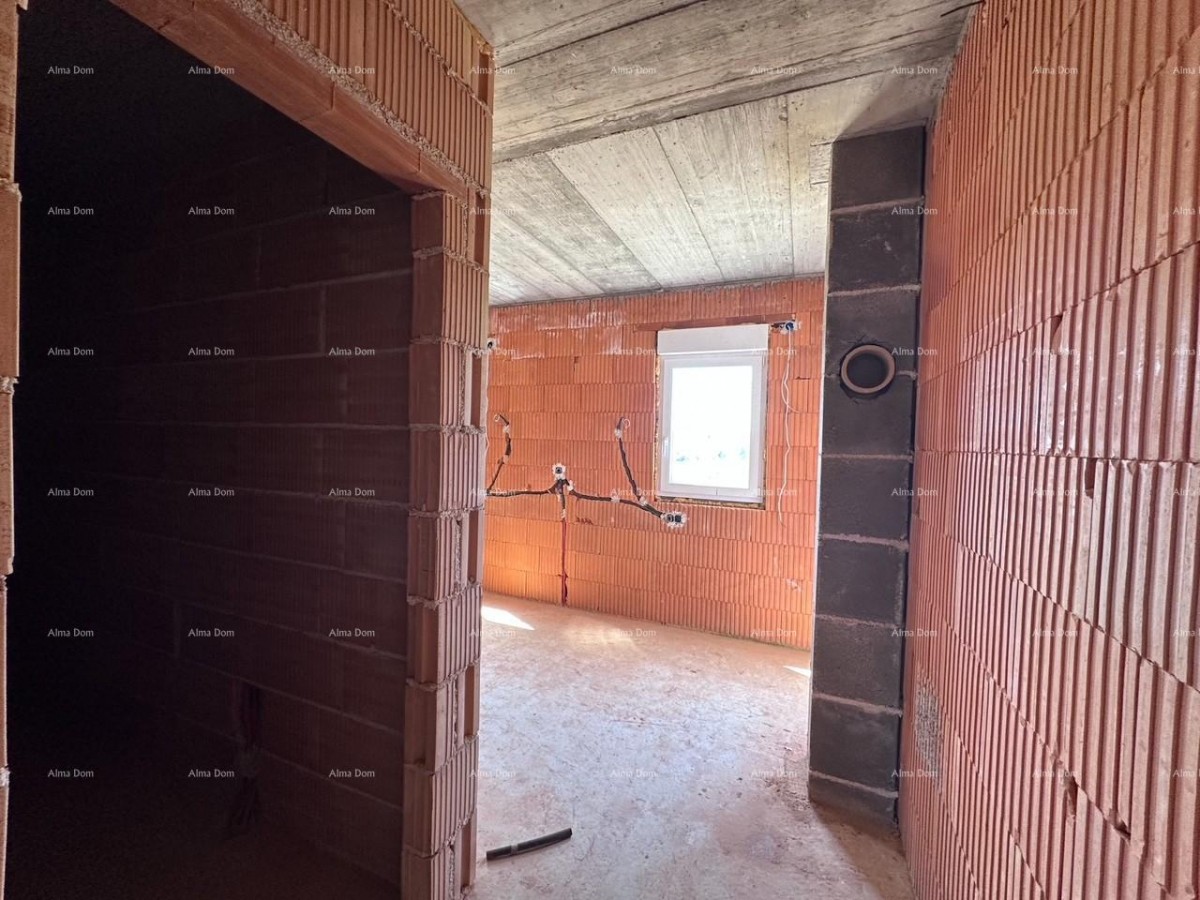 Umag.Продается сдвоенный дом на стадии черновой отделки 11