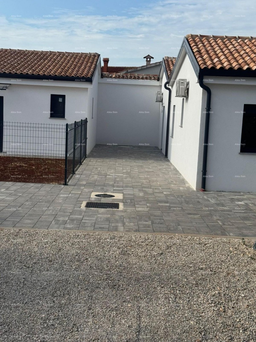 Prodaja - dvojna prizemnica s grijanim bazenom, Poreč! 6