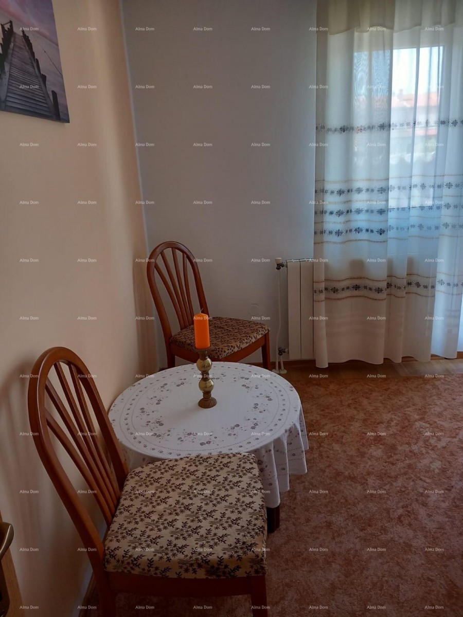 For sale: Family house in Pula with a separate apartment. 11