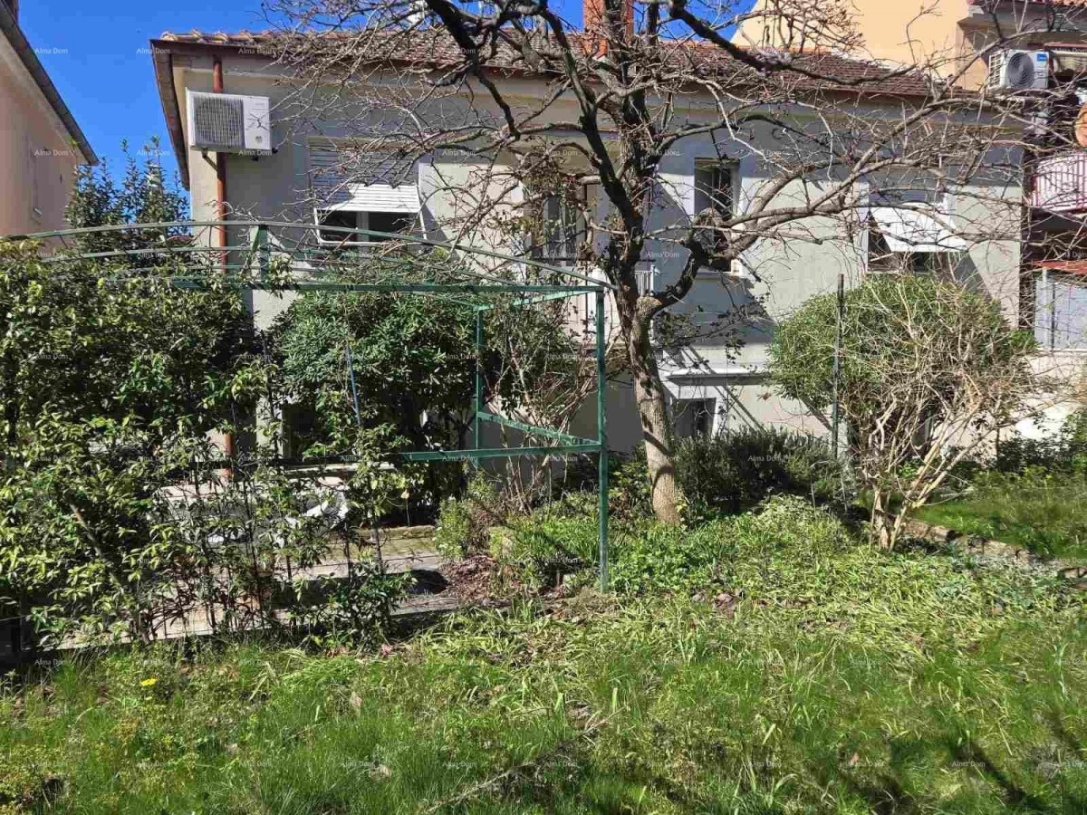 Pula blizina nove Pulske bolnice. Kaštanjer – kuća s dva odvojena stana, garažom i vrtom od 250 m2 - prodaja! 6
