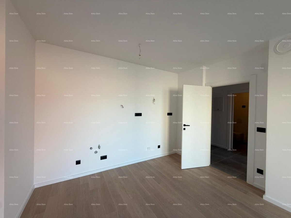 УМАГ – Новостройка! Квартира в современном жилом комплексе с двумя парковочными местами, S 2-22 20