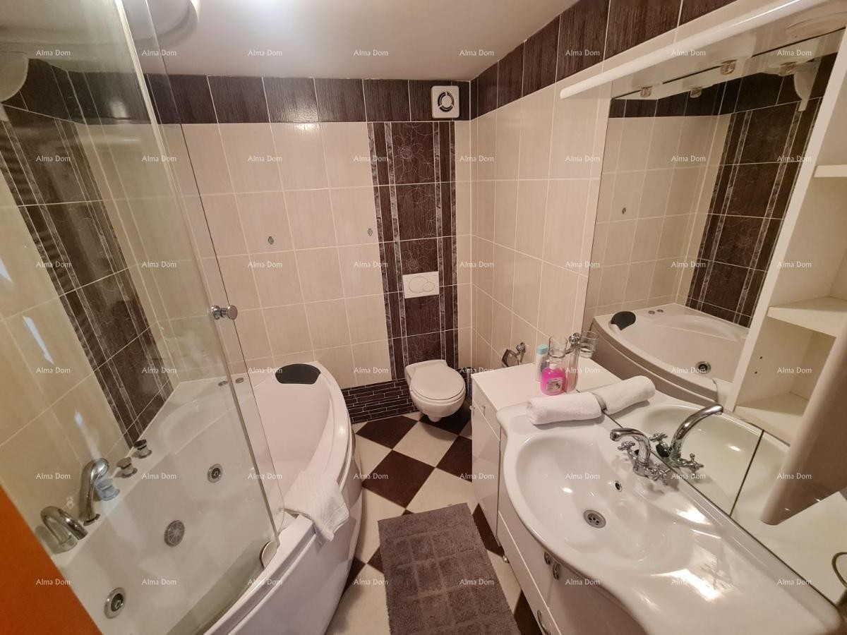 Prodaja velikega, lepo urejenega in popolnoma opremljenega apartmaja, s pogledom na morje, Ližnjan! 7
