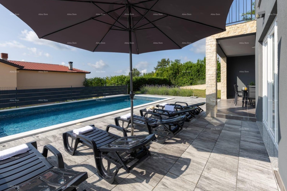 Villa with a Pool near Labin 4
