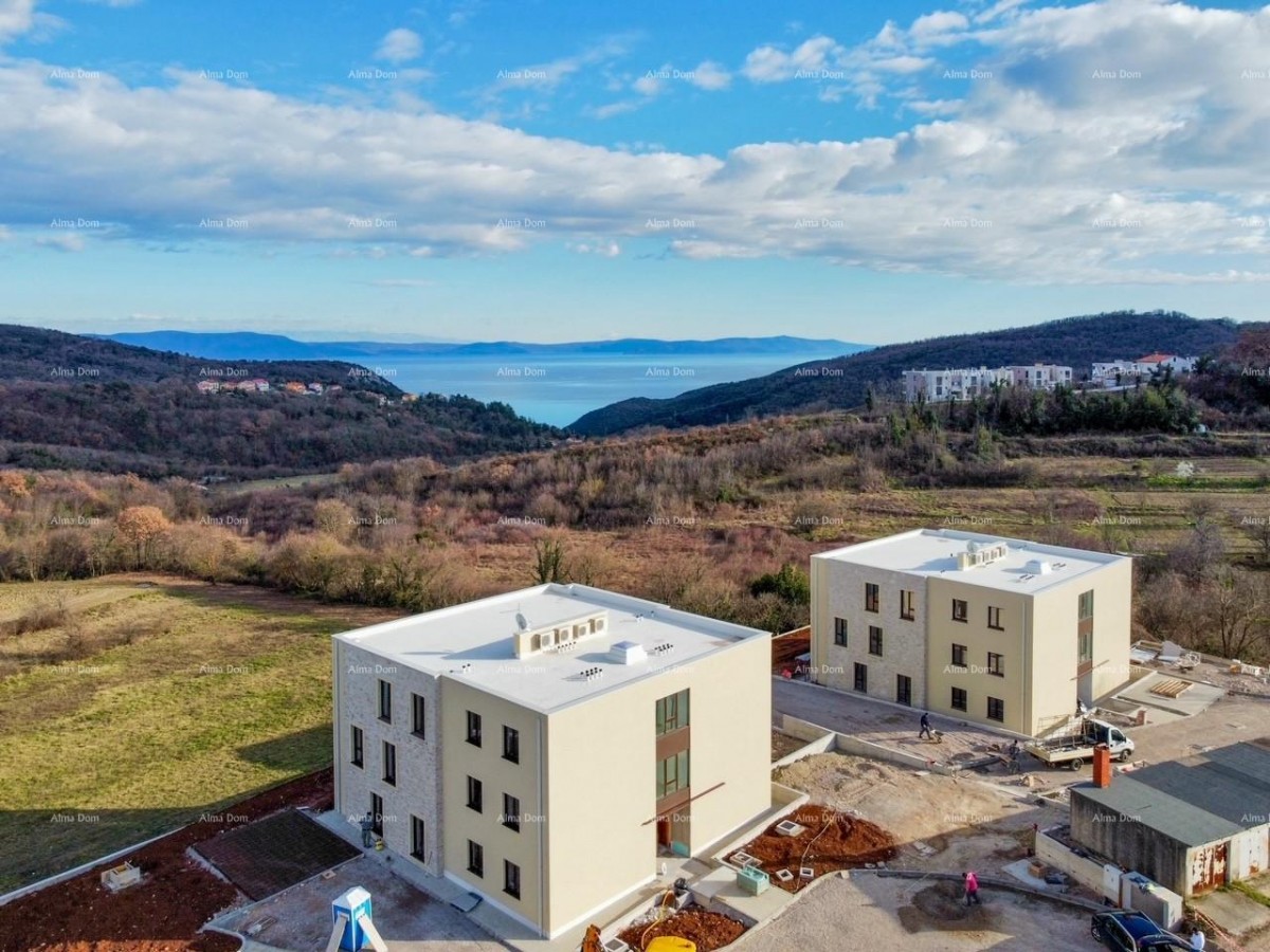 Prelijepi stan u novoj zgradi. LABIN. 7