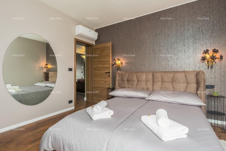 POREČ, Žbandaj – moderan stan s krovnom terasom i jacuzzijem 6