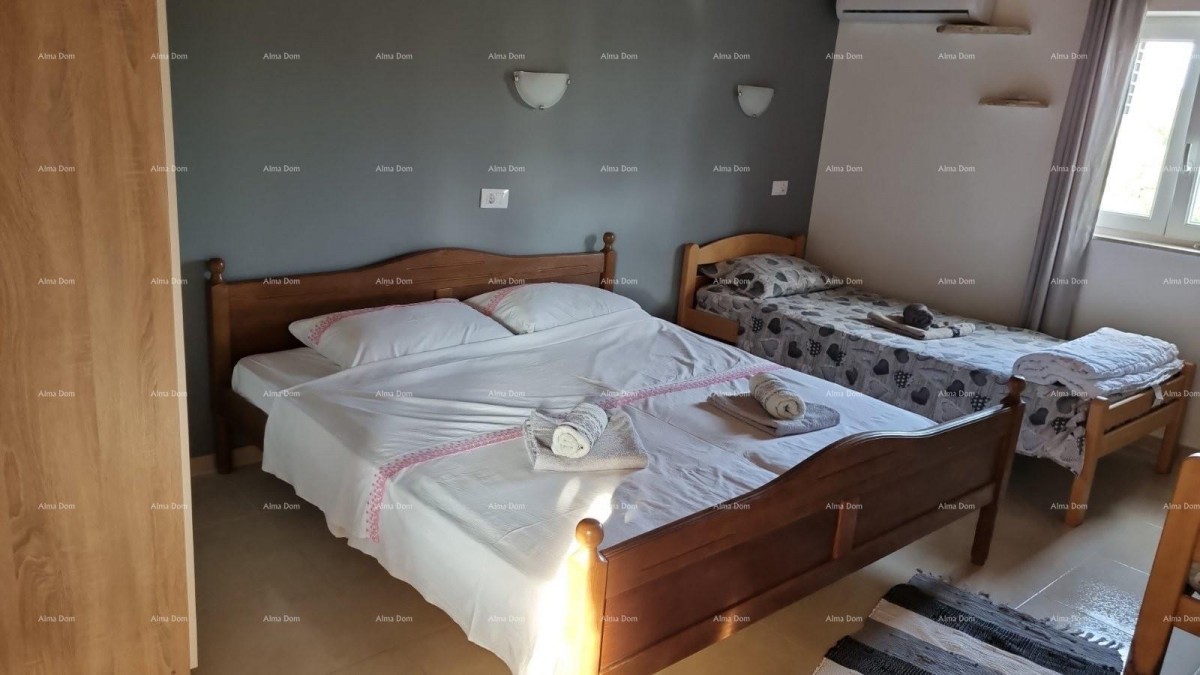 Продается дом с рестораном, Бртонигла! 15