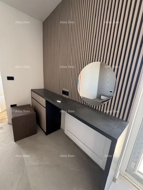 Šišan. Novozgrajena hiša z bazenom 30