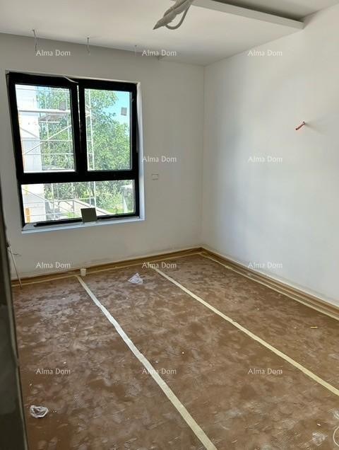 Продается квартира в небольшом доме с только четырьмя квартирами! 13