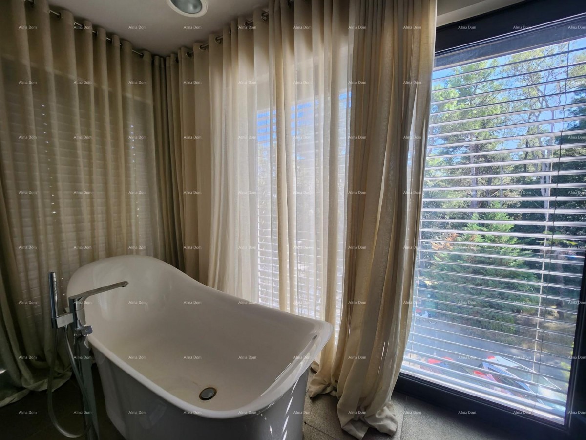 Ровинь! Роскошная квартира !Меблирована! Рядом с отелем Lone! 25