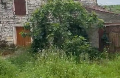 Umago, casa indipendente in pietra a 1200 m dal mare