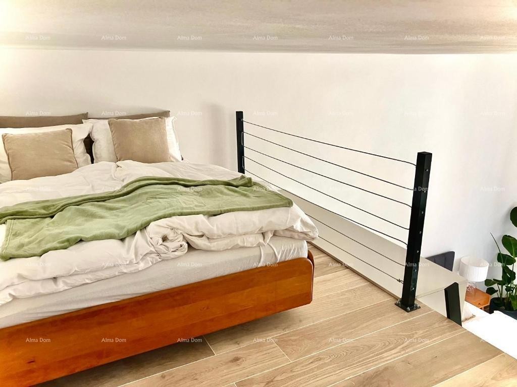 Bella e moderna casa in vendita, Parenzo 20