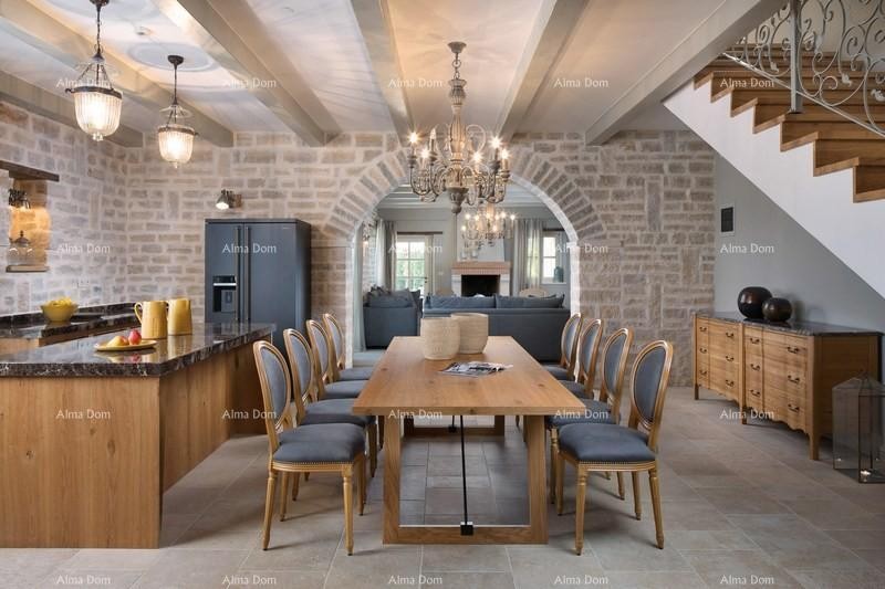 LUKSUZNA VILA S BAZENOM – SAVRŠEN SPOJ ELEGANCIJE I UDOBNOSTI 17