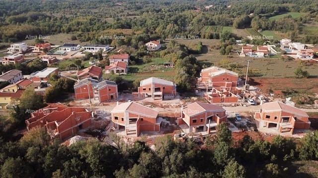 Prodaja resort-a s obiteljskim luksuznim vilama, Labin 1