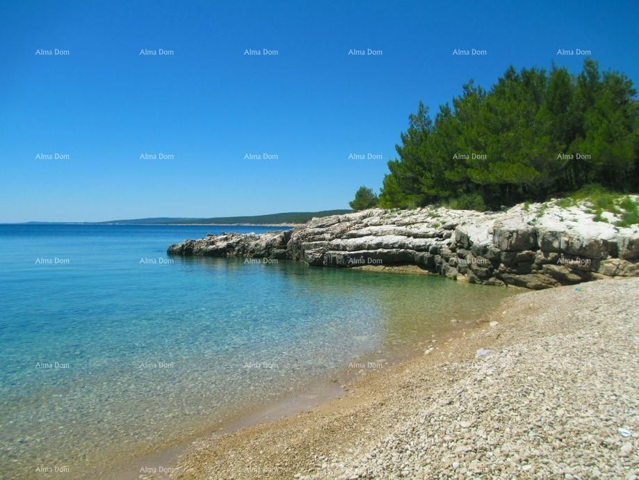 For sale is an attractive building plot with a beautiful sea view, ideally located in Sv. Lovreč Labinskom 8