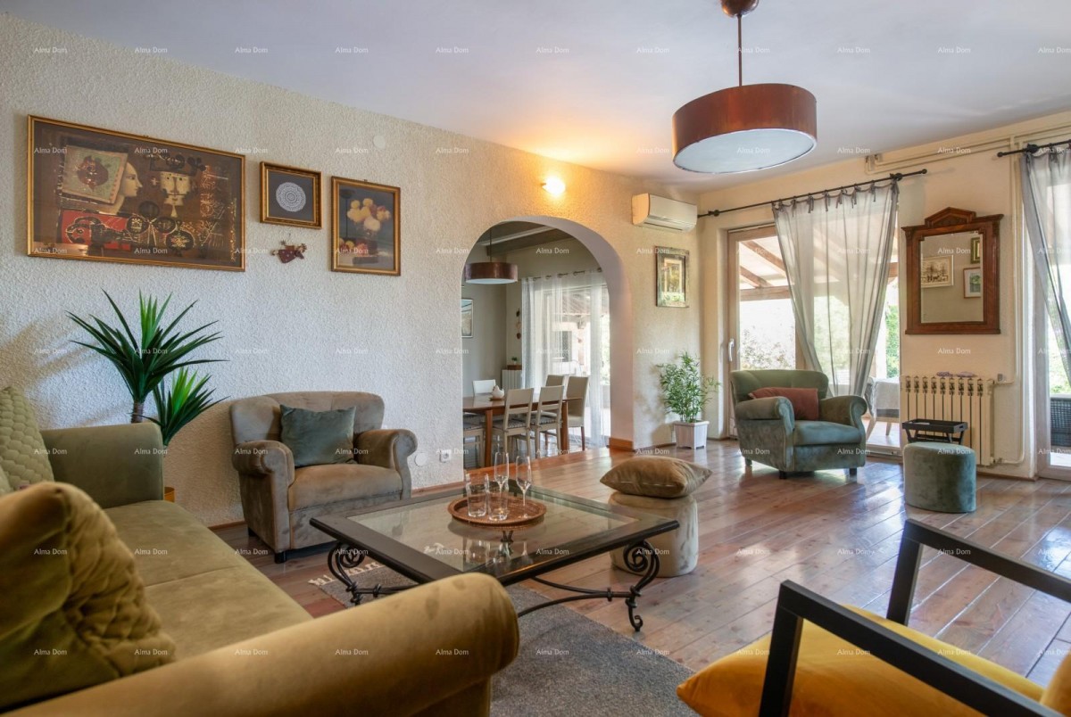 Sale - luxury villa with a pool and additional building, on a spacious property, Ližnjan! 22