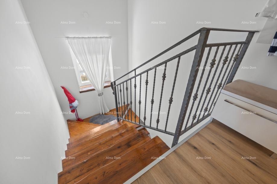 Prodaje se poslovno - stambena kuca,  Svetvinčenat 9