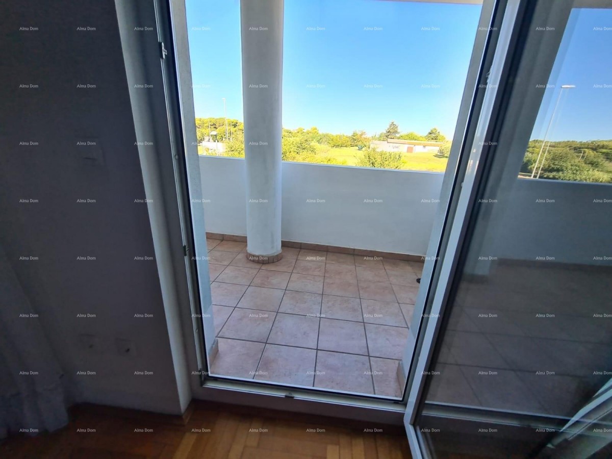 For sale: Apartment in an excellent location in Pula-Veruda, close to the sea! 1