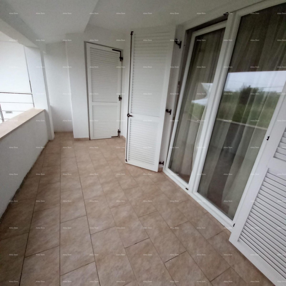 FOR SALE – House with Two Separate Apartments, Premantura 3
