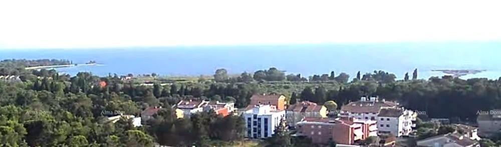 Luksuzan dvoetažni stan s pogledom na more i prostranom terasom u Zambratiji 16