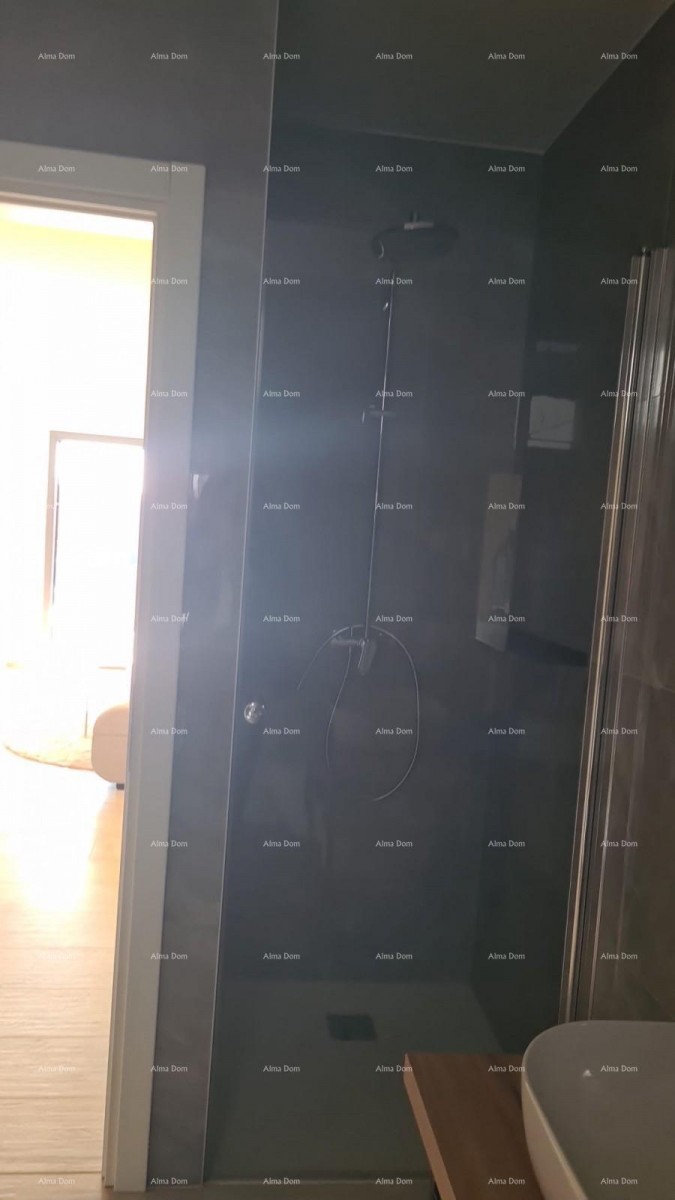 Современная квартира в блоке F с двумя парковочными местами и кладовкой, недалеко от Умага! F2 14