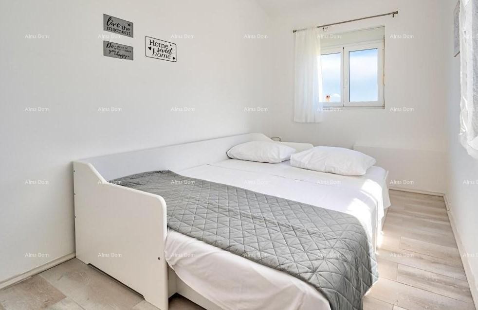 Prodaja kuće s bazenom i pogledom na more – Ližnjan 15