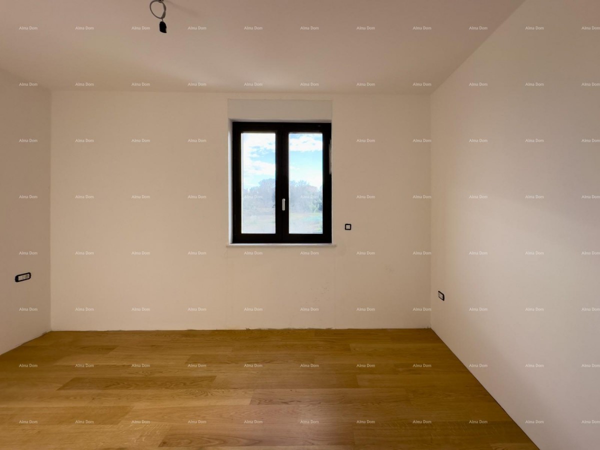 Beautiful apartment in a semi-detached building. LABIN 22