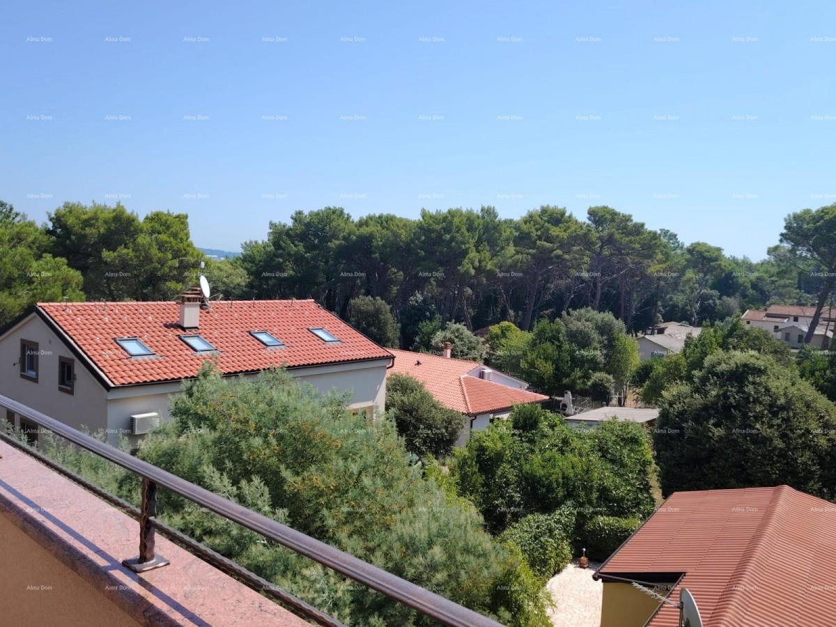 Trosoban stan odmah do mora, Premantura 20