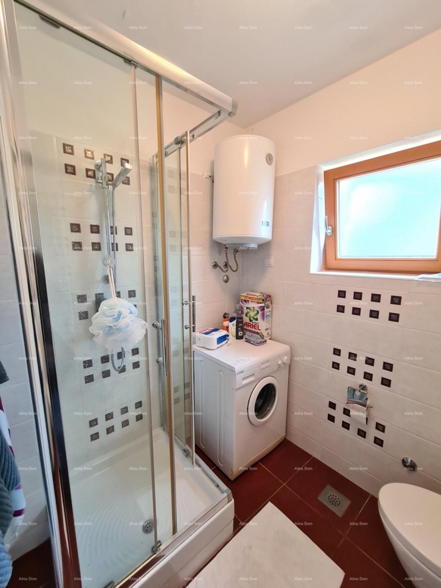 Пула. Зеленикa! Самостоятельный дом! 50 метров до пляжа! Вид на море! 30