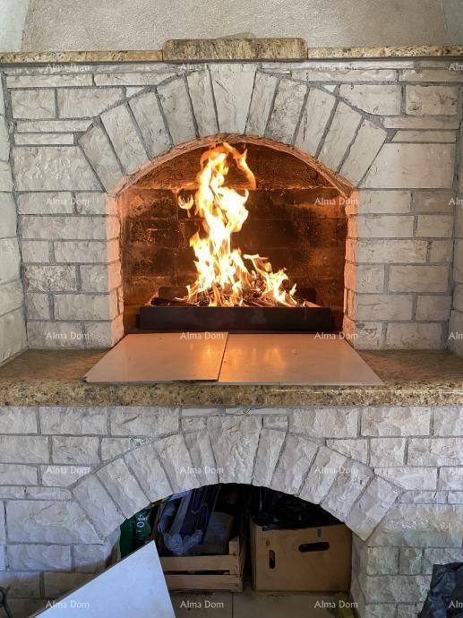 Pula – Hiša z dvema stanovanjski enotama, 50 m od morja 3