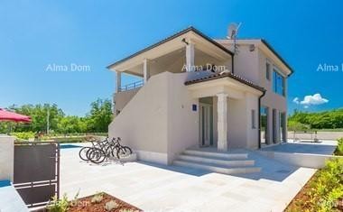 Bella villa in vendita, Marčana 1