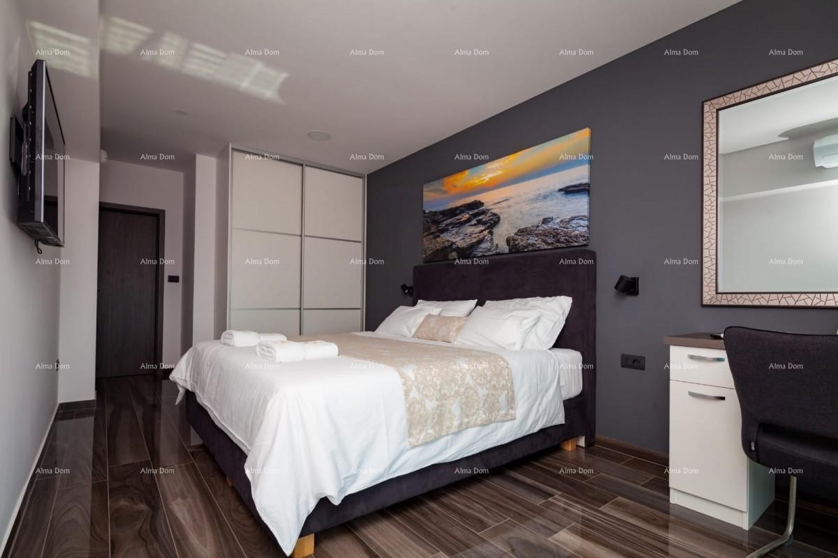 Moderna vila z bazenom v Premanturi 13