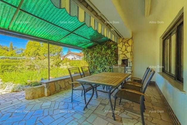 Prodaja kuće s građevinskim zemljištem, 200 m od plaže – Umag/Savudrija 1