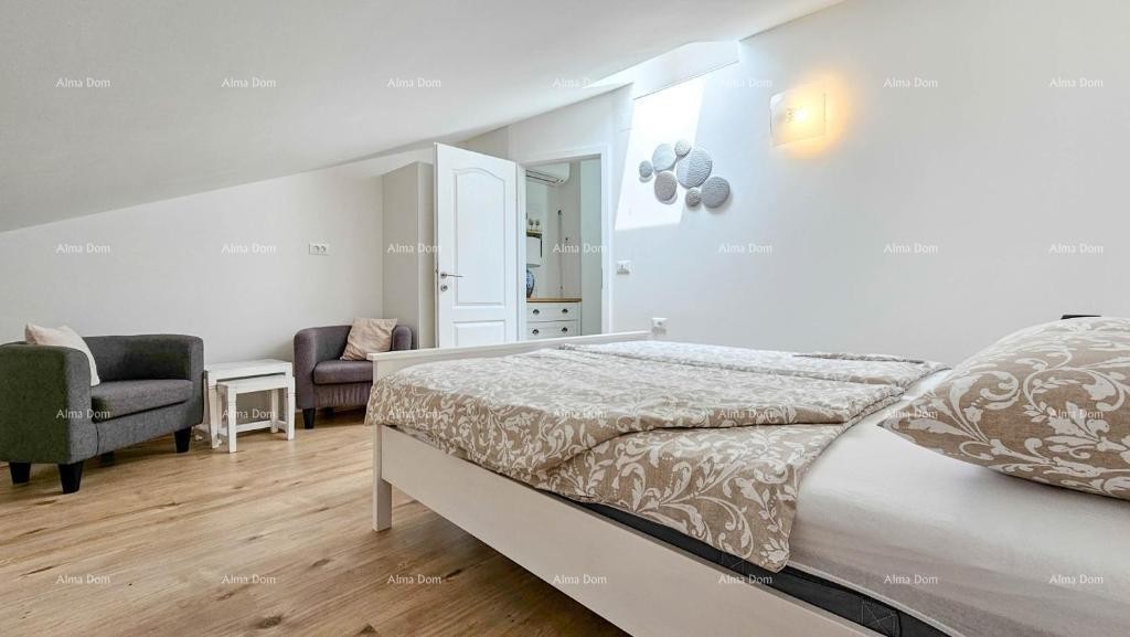 Novigrad – Dvoetažni stan 84 m² s terasom i parkingom 2