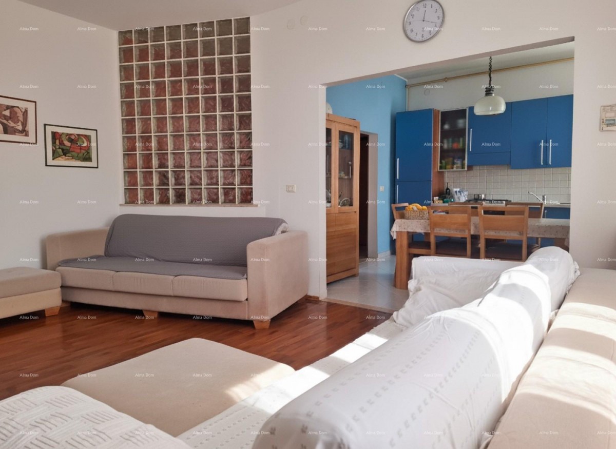 Veruda Spacious three-bedroom apartment with an area of 81 m², Pula 16