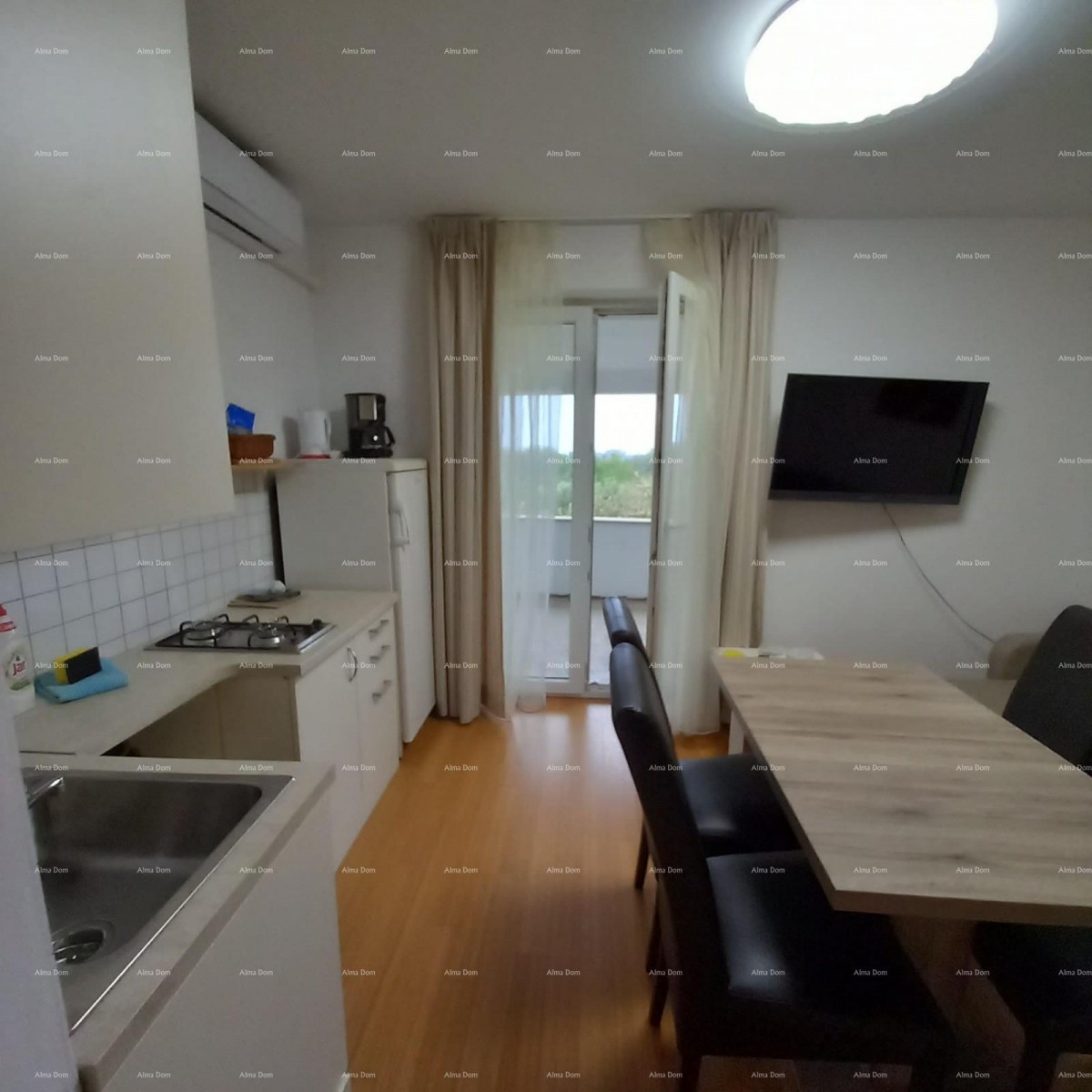 FOR SALE – House with Two Separate Apartments, Premantura 12