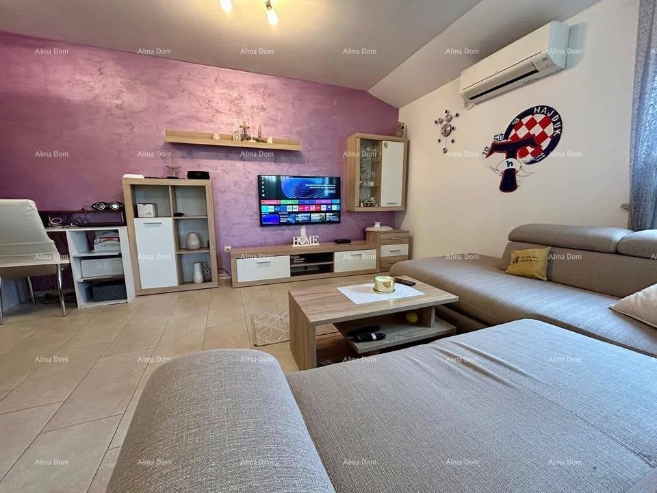 Prodaja stanovanja – 65 m², Novigrad 3