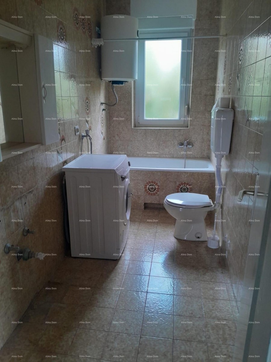 Pula Veruda. For Sale – 1st Floor of a House with Garden and Parking 14