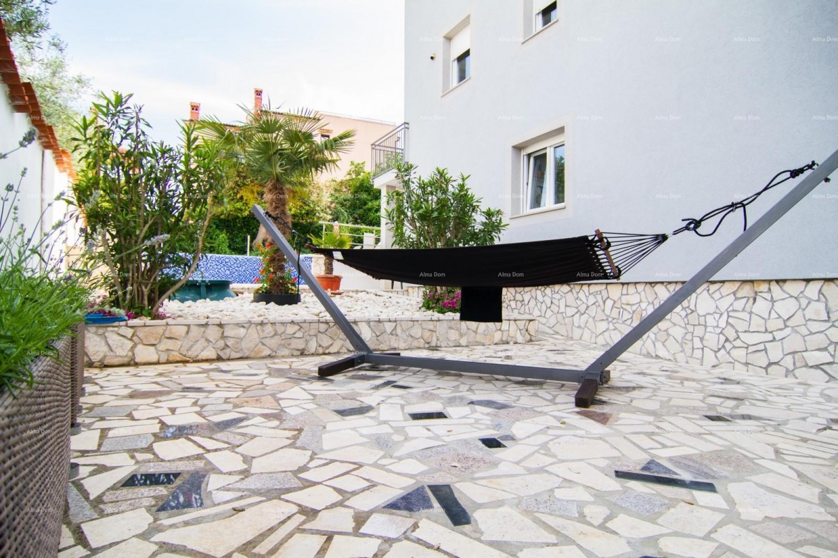 In vendita: Casa con appartamenti, piscina e vista mare – Banjole! 11