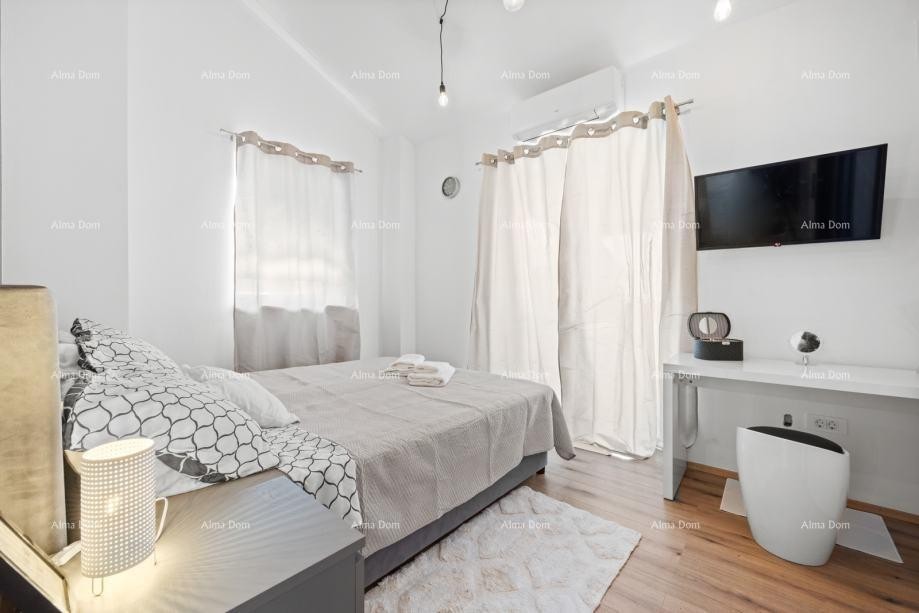 Prodaje se poslovno - stambena kuca,  Svetvinčenat 11