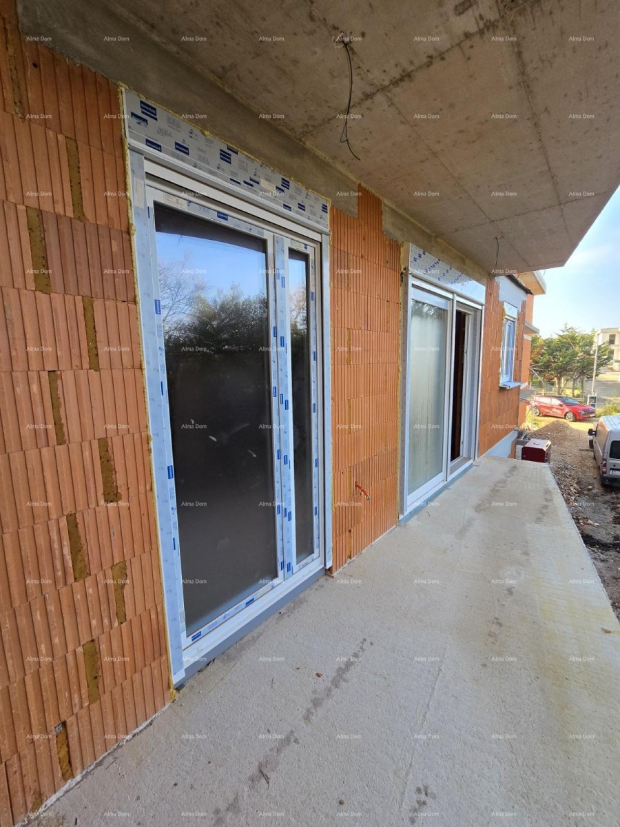 Продается квартира в новом жилом проекте с парковочным местом, Штиньян! 13