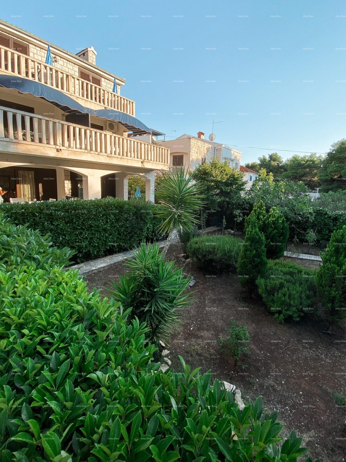 Lepa vila za prodajo na eni izmed najboljših lokacij v Supetru, otok Brač! 3