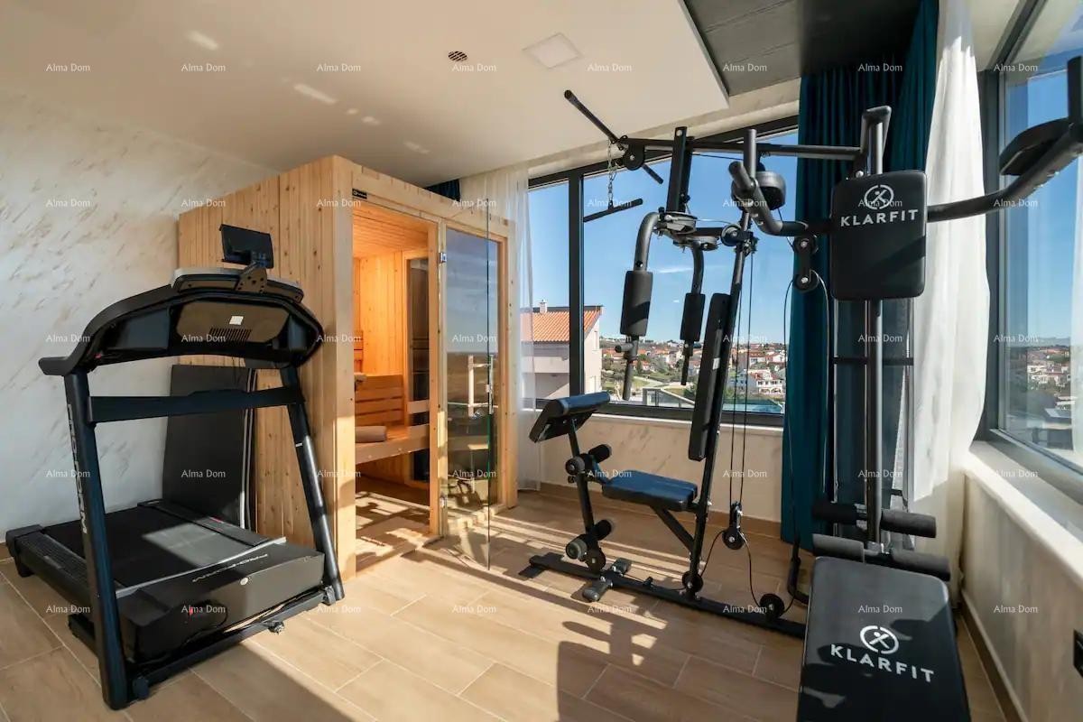 Prodamo čudovito vilo s pogledom na morje! 13