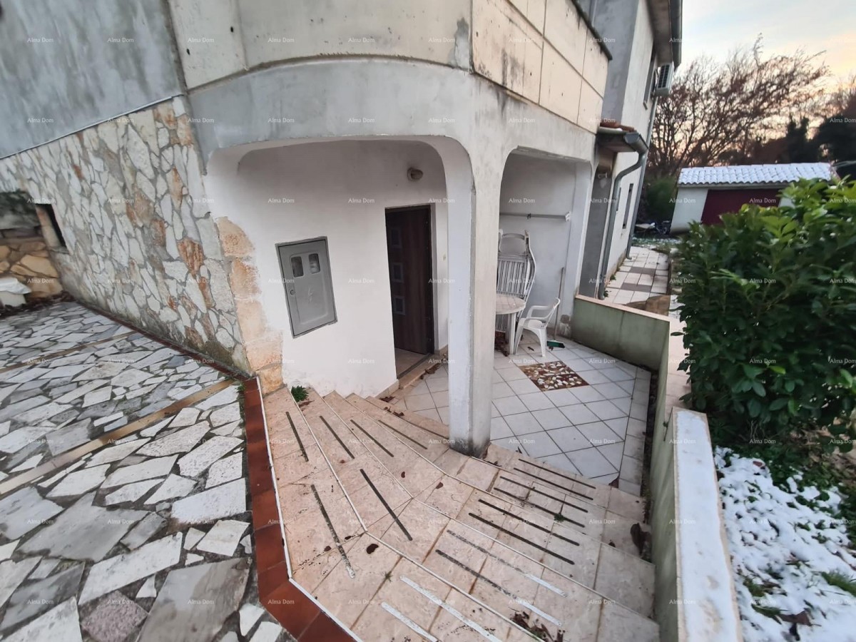 Prodaja samostojeće kuće – Poreč 1