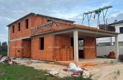 Sale of a house under construction with a beautiful panoramic view, near Umag!