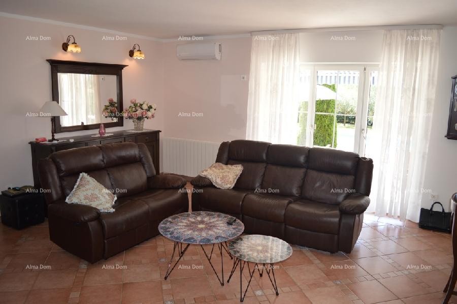 Beautiful house with swimming pool! 7