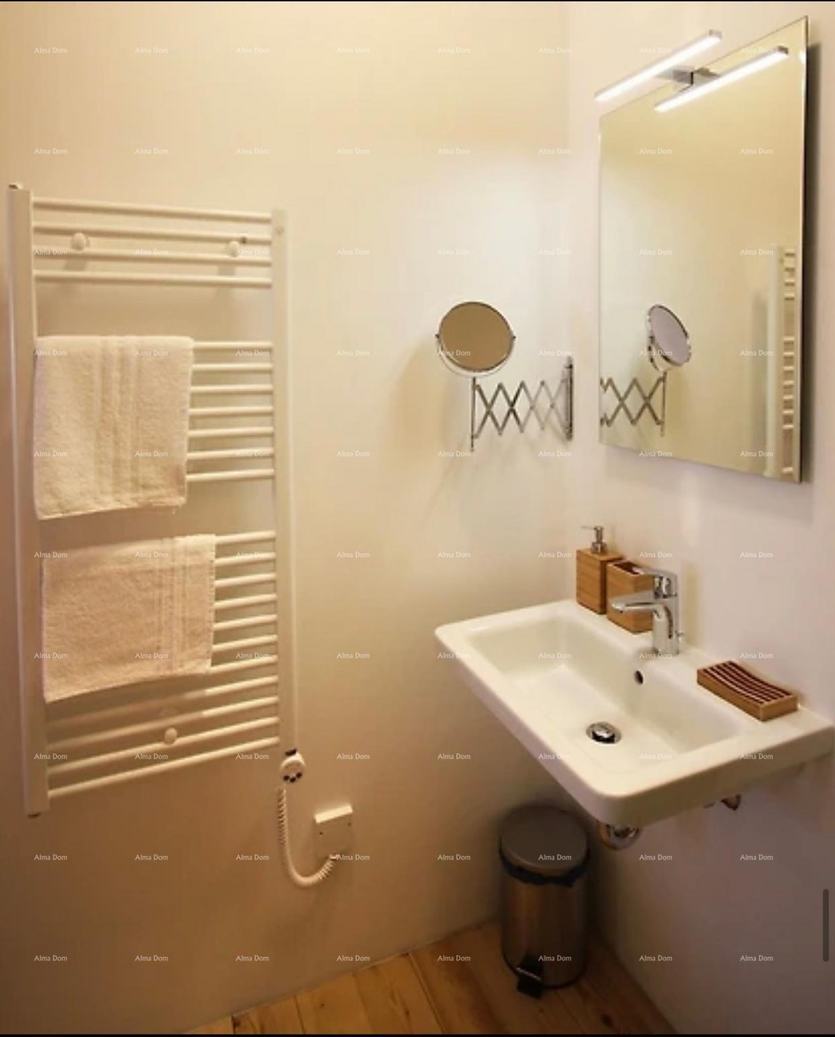 Отремонтировано! Продажа старой виллы 17 века в Водняне. 9